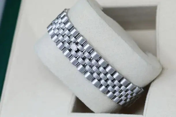 ROLEX WHITE DIAL WITH JUBLIEE CHAIN