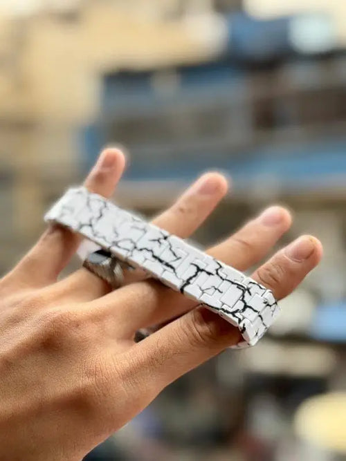 ARABIC AURA WHITE BLACK DIAL WITH MASTER LOCK