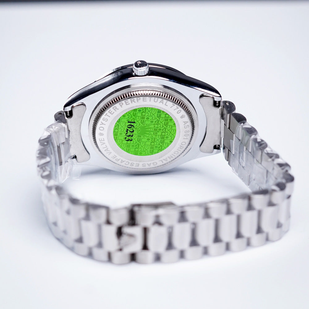 ROLEX BLACK DIAL WITH JUBILEE CHAIN