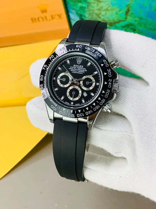 ROLEX BLACK DIAL DAYTONE RUBBER STRAP